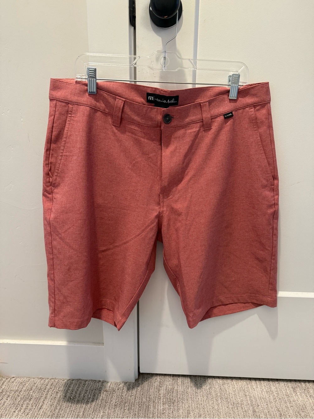 Travis Mathew Coral Flat-Front Men’s Shorts